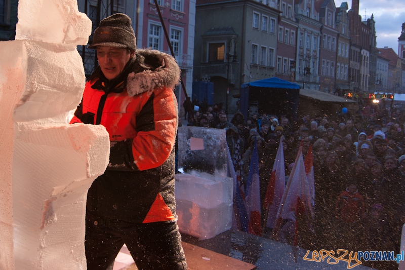 VI Międzynarodowy Festiwal Rzeźby Lodowej w Poznaniu - 10.12.2011 r. Foto: LepszyPOZNAN.pl / Paweł Rychter VI Międzynarodowy Festiwal Rzeźby Lodowej w Poznaniu - 10.12.2011 r. Foto: LepszyPOZNAN.pl / Paweł Rychter
