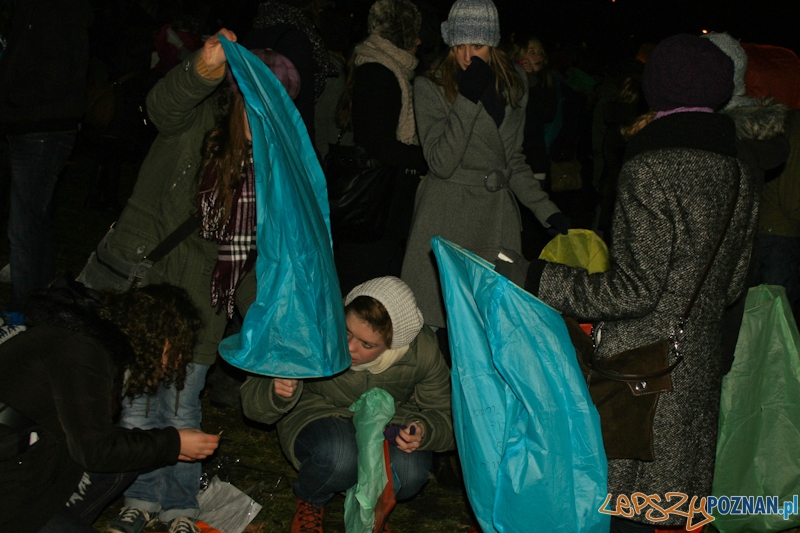 Lampiony Wolności nad Wartą - Poznań 10.12.2011 r. Foto: Ewelina Gutowska Lampiony Wolności nad Wartą - Poznań 10.12.2011 r. Foto: Ewelina Gutowska