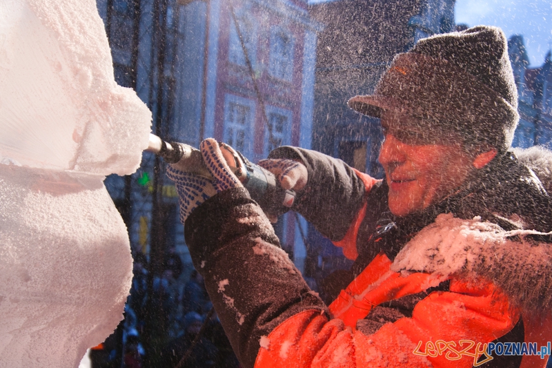 VI Międzynarodowy Festiwal Rzeźby Lodowej w Poznaniu - 10.12.2011 r. Foto: LepszyPOZNAN.pl / PawełRychter VI Międzynarodowy Festiwal Rzeźby Lodowej w Poznaniu - 10.12.2011 r. Foto: LepszyPOZNAN.pl / PawełRychter