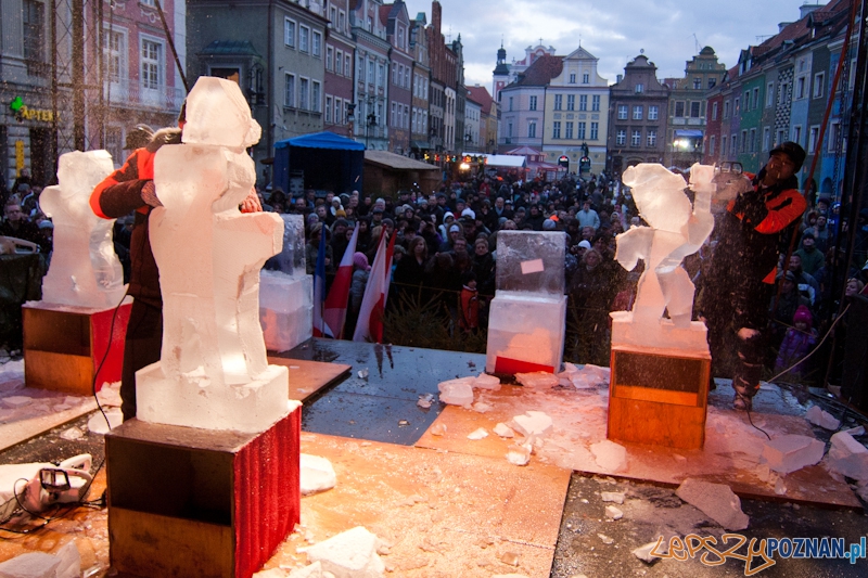VI Międzynarodowy Festiwal Rzeźby Lodowej w Poznaniu - 10.12.2011 r. Foto: LepszyPOZNAN.pl / Paweł Rychter VI Międzynarodowy Festiwal Rzeźby Lodowej w Poznaniu - 10.12.2011 r. Foto: LepszyPOZNAN.pl / Paweł Rychter