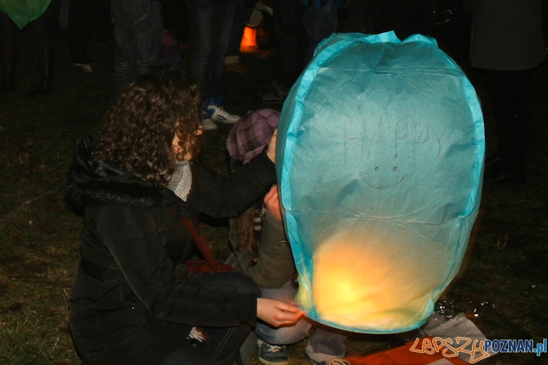 Lampiony Wolności nad Wartą - Poznań 10.12.2011 r. Foto: Ewelina Gutowska Lampiony Wolności nad Wartą - Poznań 10.12.2011 r. Foto: Ewelina Gutowska
