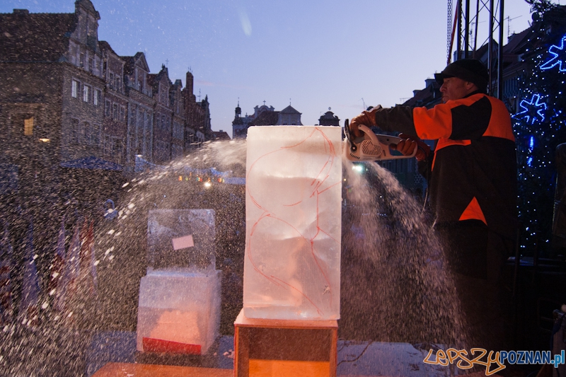 VI Międzynarodowy Festiwal Rzeźby Lodowej w Poznaniu - 10.12.2011 r. Foto: LepszyPOZNAN.pl / Paweł Rychter VI Międzynarodowy Festiwal Rzeźby Lodowej w Poznaniu - 10.12.2011 r. Foto: LepszyPOZNAN.pl / Paweł Rychter