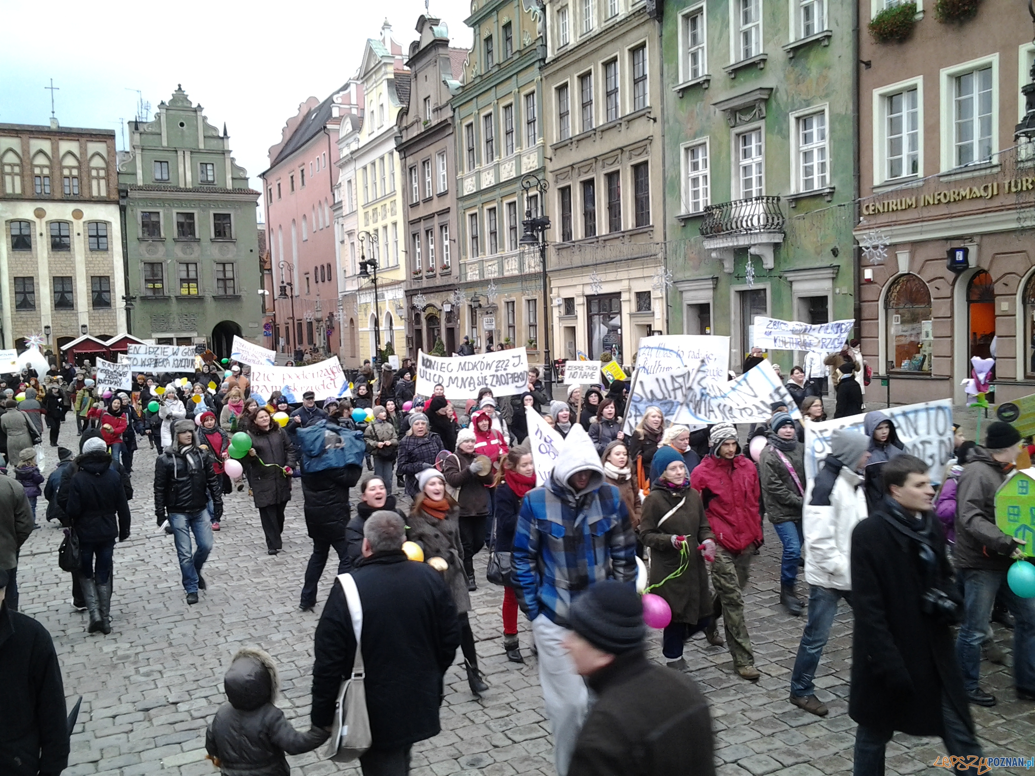 Protest przeciwko likwidacji MDKów Foto: lepszyPOZNAN.pl /ag Protest przeciwko likwidacji MDKów Foto: lepszyPOZNAN.pl /ag