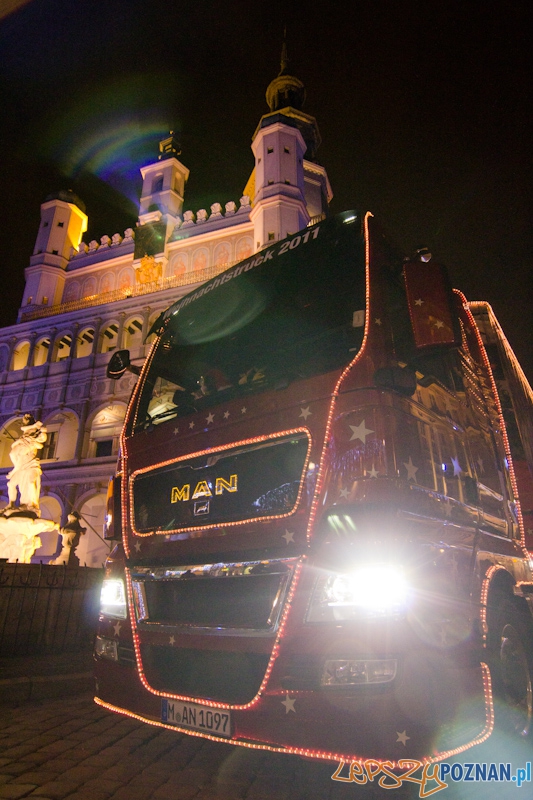 Mikołaj MAN na Starym Rynku Foto: lepszyPOZNAN.pl/ Piotr Rychter Mikołaj MAN na Starym Rynku Foto: lepszyPOZNAN.pl/ Piotr Rychter