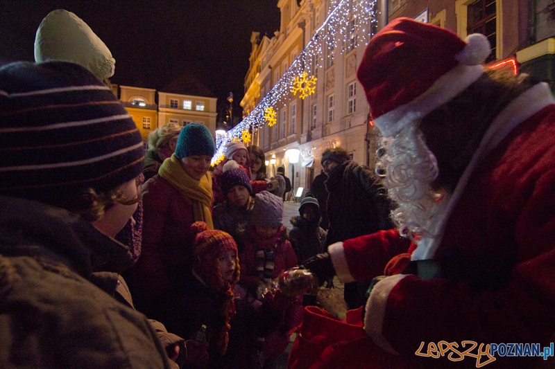 Mikołaj MAN na Starym Rynku Foto: lepszyPOZNAN.pl/ Piotr Rychter Mikołaj MAN na Starym Rynku Foto: lepszyPOZNAN.pl/ Piotr Rychter