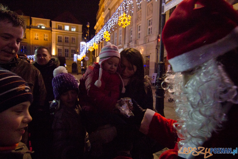Mikołaj MAN na Starym Rynku Foto: lepszyPOZNAN.pl/ Piotr Rychter Mikołaj MAN na Starym Rynku Foto: lepszyPOZNAN.pl/ Piotr Rychter
