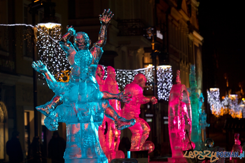 Festiwal Rzeźby Lodowej - 11.12.2011 r. Foto: lepszyPOZNAN.pl / Piotr Rychter Festiwal Rzeźby Lodowej - 11.12.2011 r. Foto: lepszyPOZNAN.pl / Piotr Rychter