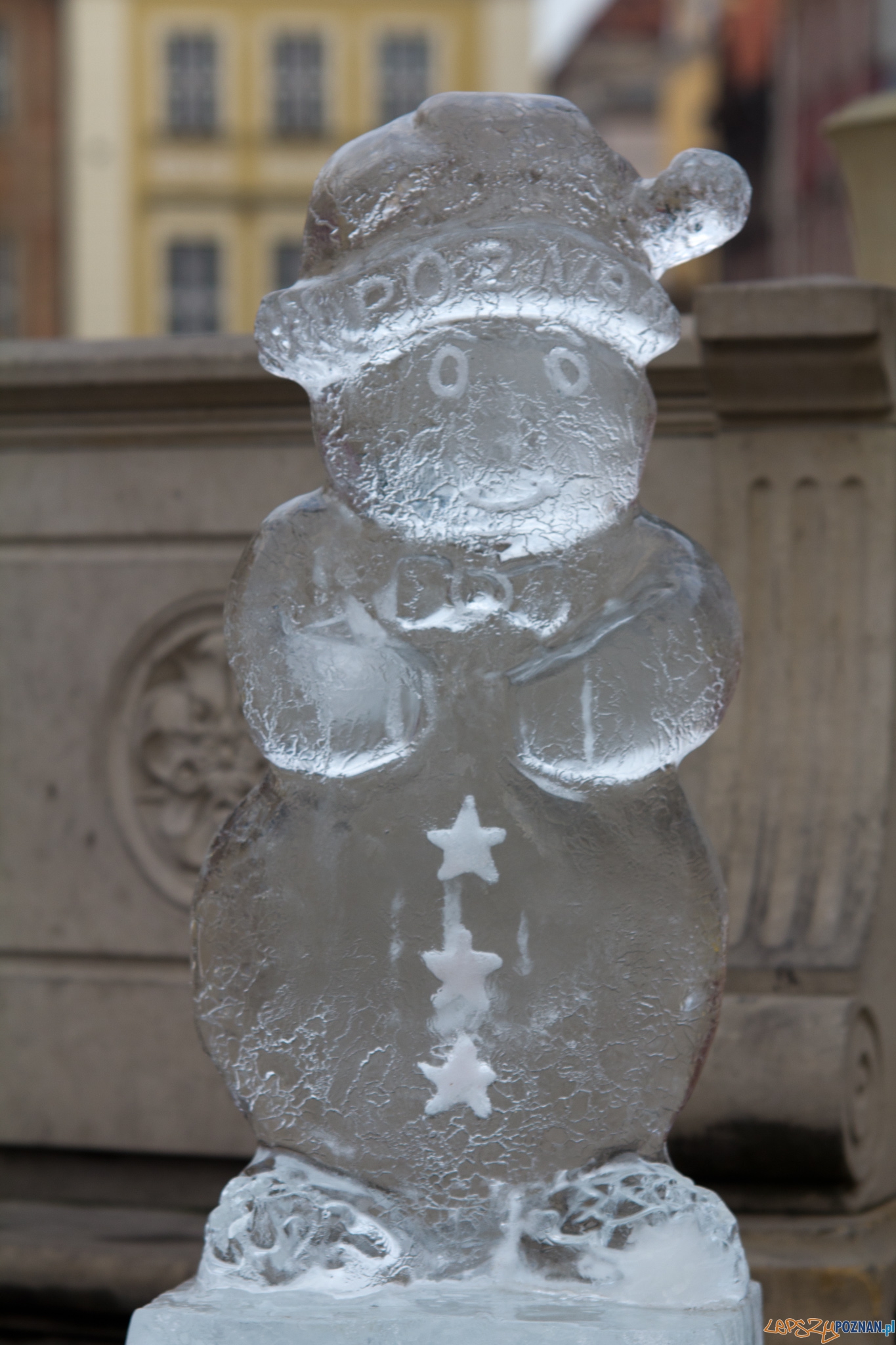 Festiwal Rzeźby Lodowej - dzień drugi - Stary Rynek 11.12.2011 r. Foto: lepszyPOZNAN.pl / Piotr Rychter Festiwal Rzeźby Lodowej - dzień drugi - Stary Rynek 11.12.2011 r. Foto: lepszyPOZNAN.pl / Piotr Rychter