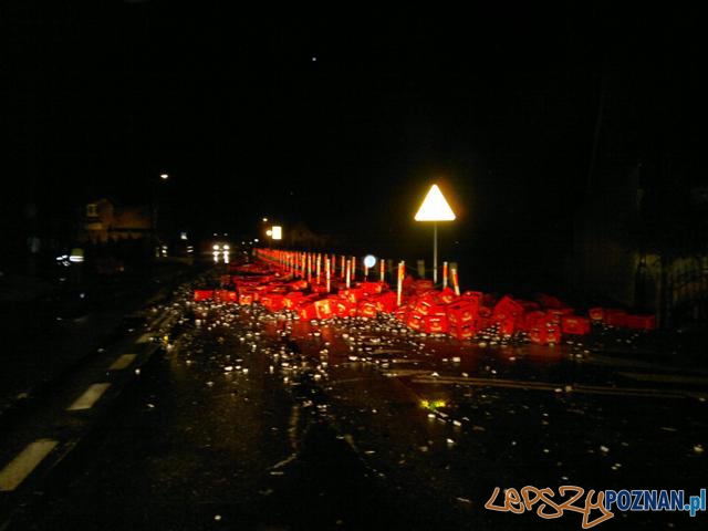 Droga piwna - wypadek w Lubini Małej Foto: G. Szwajkowski Droga piwna - wypadek w Lubini Małej Foto: G. Szwajkowski