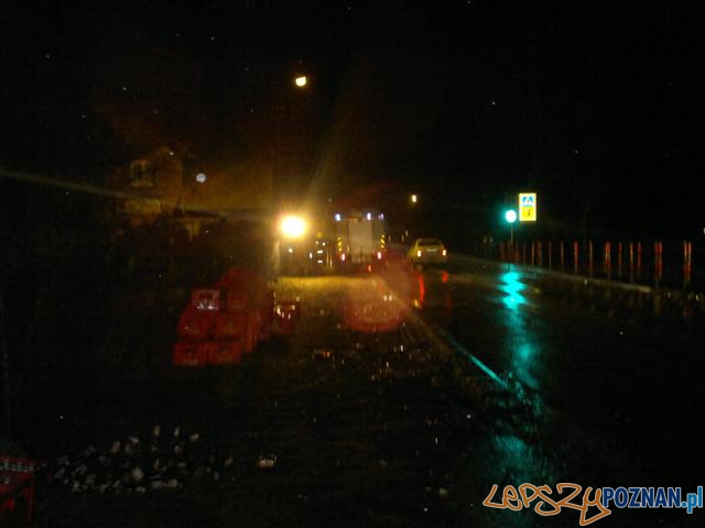 Droga piwna - wypadek w Lubini Małej Foto: G. Szwajkowski Droga piwna - wypadek w Lubini Małej Foto: G. Szwajkowski