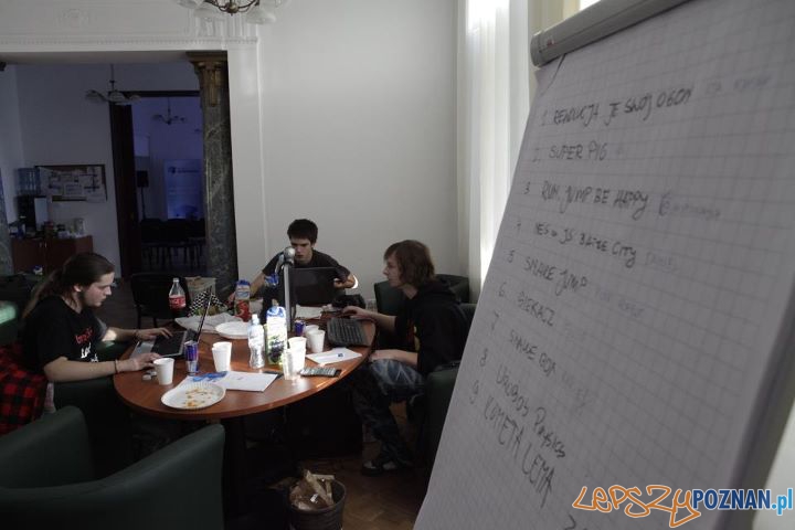 Poznań Game Jam 2012 Foto: ZOO - Coworking@Poznań Poznań Game Jam 2012 Foto: ZOO - Coworking@Poznań