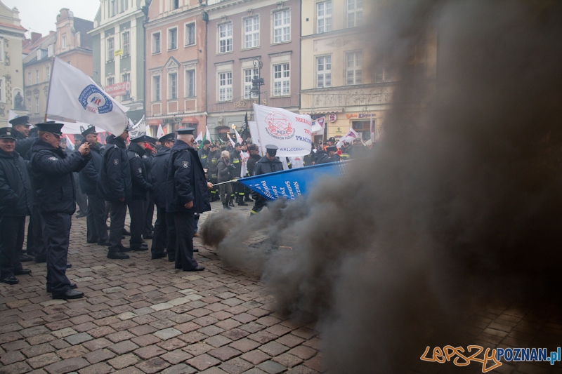 Akcja Protestacyjna Funkcjonariuszy Służb Mundurowych Foto: lepszyPOZNAN.pl / Piotr Rychter Akcja Protestacyjna Funkcjonariuszy Służb Mundurowych Foto: lepszyPOZNAN.pl / Piotr Rychter
