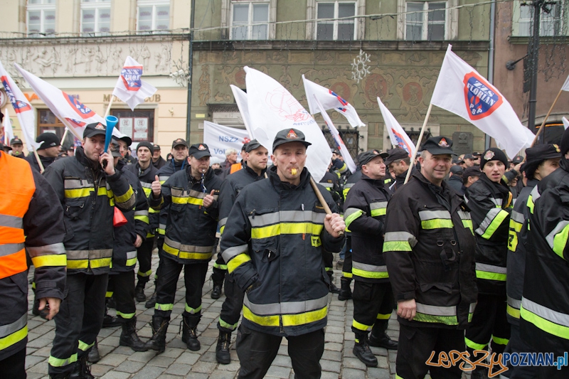 Akcja Protestacyjna Funkcjonariuszy Służb Mundurowych Foto: lepszyPOZNAN.pl / Piotr Rychter Akcja Protestacyjna Funkcjonariuszy Służb Mundurowych Foto: lepszyPOZNAN.pl / Piotr Rychter