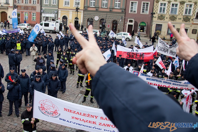 Akcja Protestacyjna Funkcjonariuszy Służb Mundurowych Foto: lepszyPOZNAN.pl / Piotr Rychter Akcja Protestacyjna Funkcjonariuszy Służb Mundurowych Foto: lepszyPOZNAN.pl / Piotr Rychter