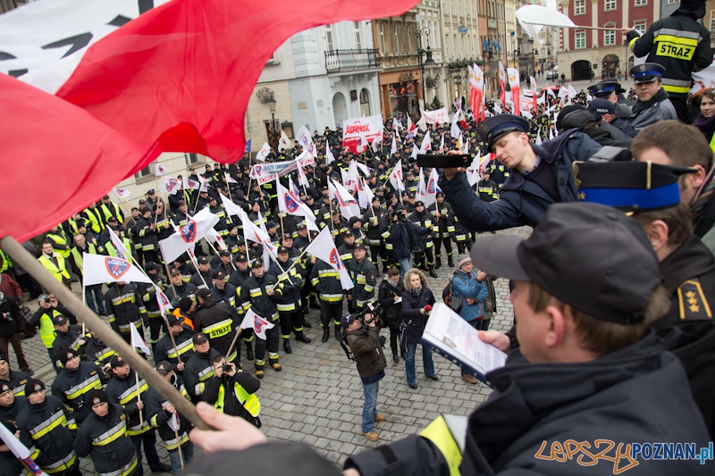 Akcja Protestacyjna Funkcjonariuszy Służb Mundurowych Foto: lepszyPOZNAN.pl / Piotr Rychter Akcja Protestacyjna Funkcjonariuszy Służb Mundurowych Foto: lepszyPOZNAN.pl / Piotr Rychter