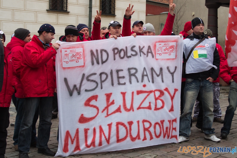 Akcja Protestacyjna Funkcjonariuszy Służb Mundurowych Foto: lepszyPOZNAN.pl / Piotr Rychter Akcja Protestacyjna Funkcjonariuszy Służb Mundurowych Foto: lepszyPOZNAN.pl / Piotr Rychter