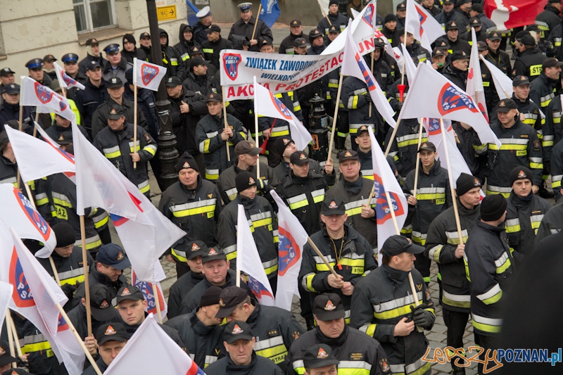 Akcja Protestacyjna Funkcjonariuszy Służb Mundurowych Foto: lepszyPOZNAN.pl / Piotr Rychter Akcja Protestacyjna Funkcjonariuszy Służb Mundurowych Foto: lepszyPOZNAN.pl / Piotr Rychter