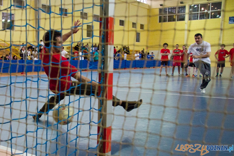 II Międzynarodowy Turniej Piłki Halowej ,,Razem przeciwko rasizmowi” - 21.01.2012 r. Foto: lepszyPOZNAN.pl / Piotr Rychter II Międzynarodowy Turniej Piłki Halowej ,,Razem przeciwko rasizmowi” - 21.01.2012 r. Foto: lepszyPOZNAN.pl / Piotr Rychter