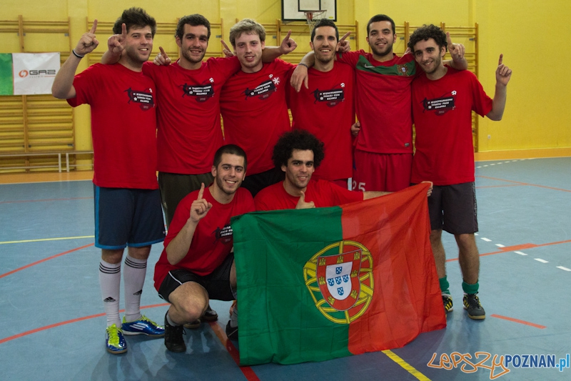 II Międzynarodowy Turniej Piłki Halowej ,,Razem przeciwko rasizmowi” - 21.01.2012 r. Foto: lepszyPOZNAN.pl / Piotr Rychter II Międzynarodowy Turniej Piłki Halowej ,,Razem przeciwko rasizmowi” - 21.01.2012 r. Foto: lepszyPOZNAN.pl / Piotr Rychter