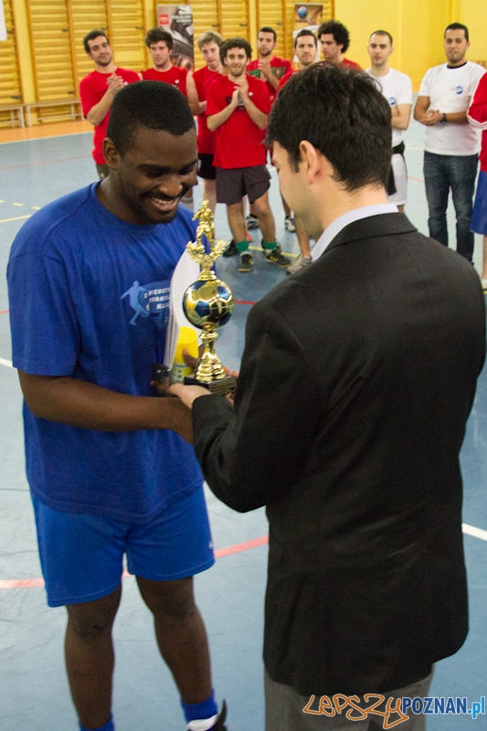 II Międzynarodowy Turniej Piłki Halowej ,,Razem przeciwko rasizmowi” - 21.01.2012 r. Foto: lepszyPOZNAN.pl / Piotr Rychter II Międzynarodowy Turniej Piłki Halowej ,,Razem przeciwko rasizmowi” - 21.01.2012 r. Foto: lepszyPOZNAN.pl / Piotr Rychter