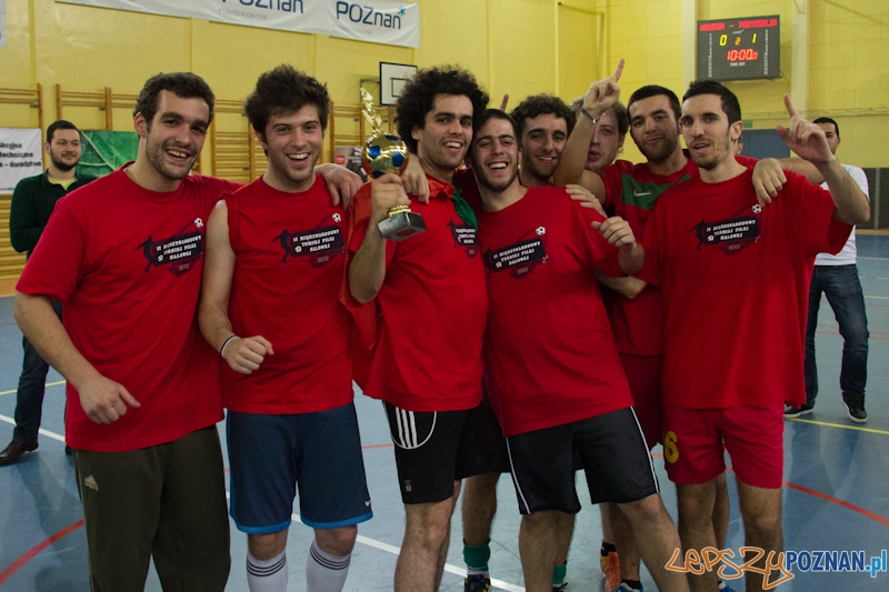 II Międzynarodowy Turniej Piłki Halowej ,,Razem przeciwko rasizmowi” - 21.01.2012 r. Foto: lepszyPOZNAN.pl / Piotr Rychter II Międzynarodowy Turniej Piłki Halowej ,,Razem przeciwko rasizmowi” - 21.01.2012 r. Foto: lepszyPOZNAN.pl / Piotr Rychter