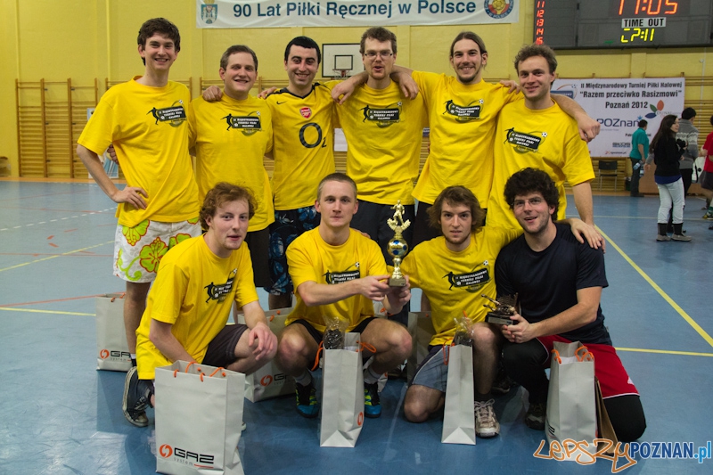 II Międzynarodowy Turniej Piłki Halowej ,,Razem przeciwko rasizmowi” - 21.01.2012 r. Foto: lepszyPOZNAN.pl / Piotr Rychter II Międzynarodowy Turniej Piłki Halowej ,,Razem przeciwko rasizmowi” - 21.01.2012 r. Foto: lepszyPOZNAN.pl / Piotr Rychter