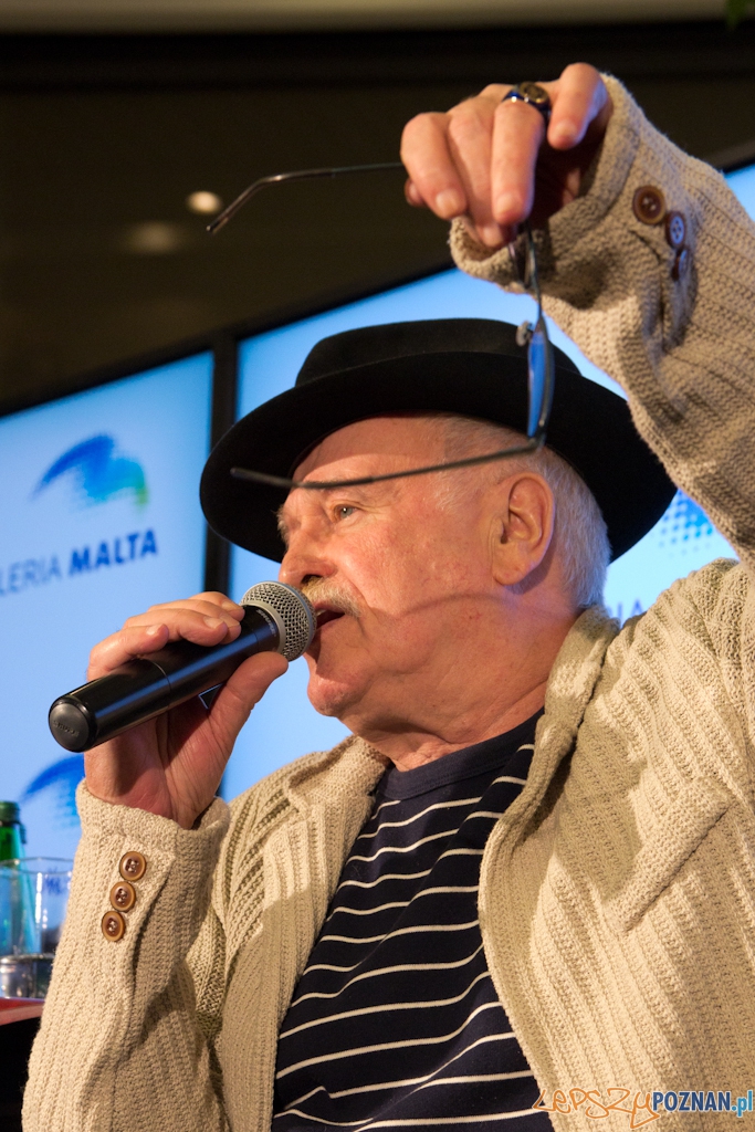 Przed premierą Sztos 2 - Jan Nowicki, Cezary Pazura Foto: (c) Anna Bernard Przed premierą Sztos 2 - Jan Nowicki, Cezary Pazura Foto: (c) Anna Bernard