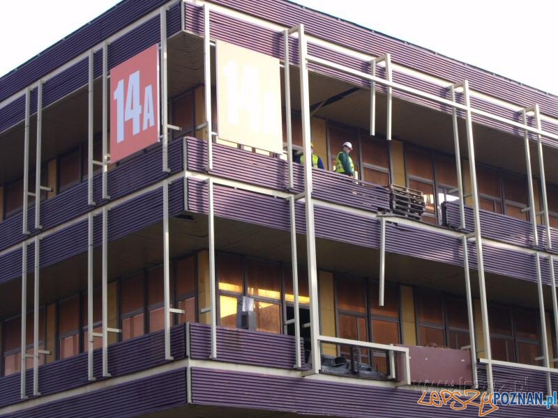 Znika pawilon 14 na MTP Foto: lazarz.pl Znika pawilon 14 na MTP Foto: lazarz.pl