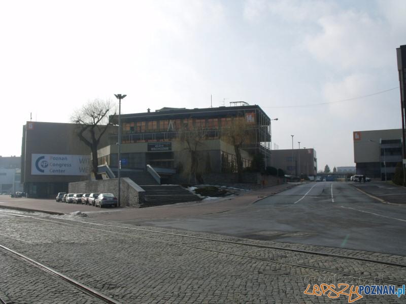 Znika pawilon 14 na MTP Foto: lazarz.pl Znika pawilon 14 na MTP Foto: lazarz.pl