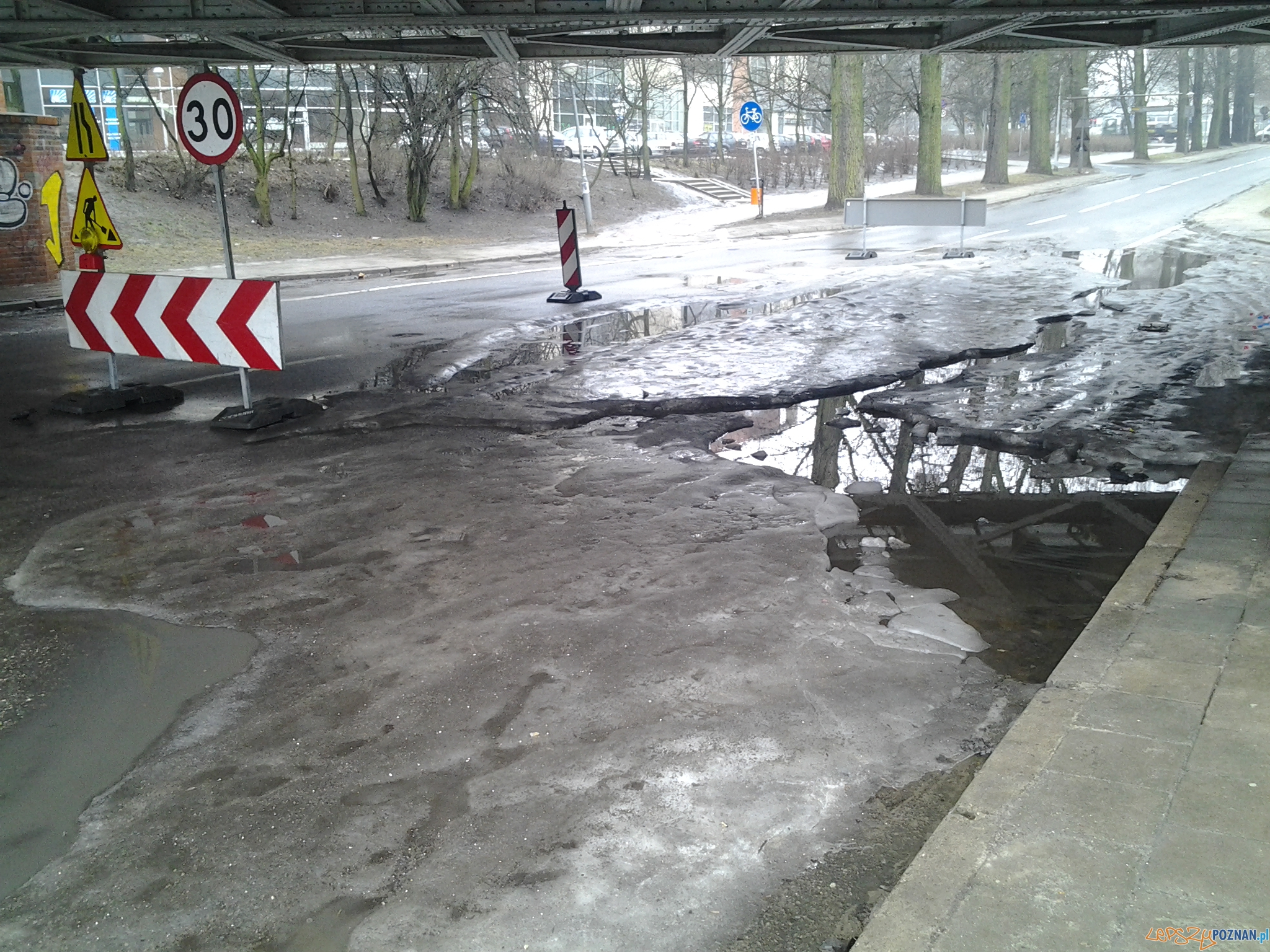 Utrudnienia na Alei Niepodległości Foto: lepszyPOZNAN.pl / ag Utrudnienia na Alei Niepodległości Foto: lepszyPOZNAN.pl / ag