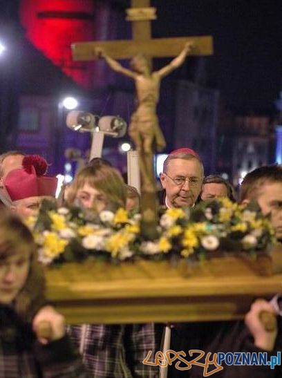 Droga Krzyżowa w Poznaniu 2012  Foto: 