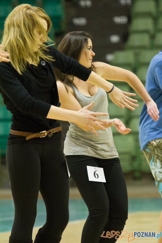 Rekrutacja uczestników ceremonii przedmeczowych Foto: lepszyPOZNAN.pl / Piotr Rychter Rekrutacja uczestników ceremonii przedmeczowych Foto: lepszyPOZNAN.pl / Piotr Rychter