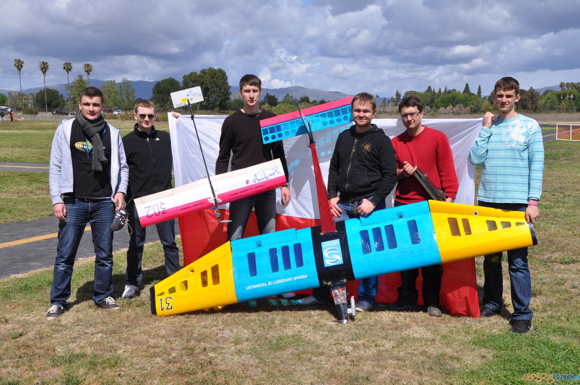 Studenci z Politechniki na zawodach AeroDesign Foto: Studenci z Politechniki na zawodach AeroDesign Studenci z Politechniki na zawodach AeroDesign Foto: Studenci z Politechniki na zawodach AeroDesign