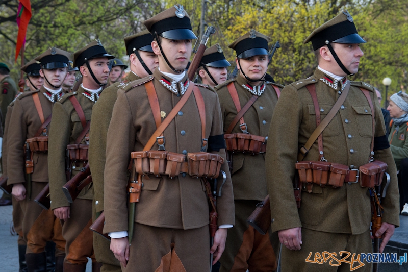 XXVII Dni Ułana - Capstrzyk - Poznań 21.04.2012 r. Foto: Anna Bernard XXVII Dni Ułana - Capstrzyk - Poznań 21.04.2012 r. Foto: Anna Bernard