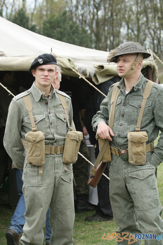 XXVII Dni Ułana - festyn kawaleryjski 22.04.2012 r. Foto: Ewelina Gutowska XXVII Dni Ułana - festyn kawaleryjski 22.04.2012 r. Foto: Ewelina Gutowska