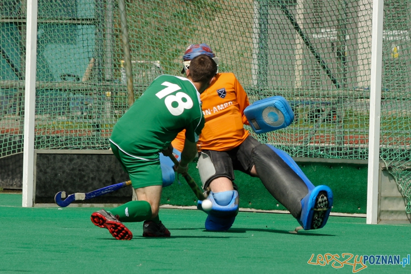 Derby Poznania w hokeju na trawie KS AZS AWF Poznań - KS Warta Poznań 3-1 - Poznań 29.04.2012 r. Foto: Ewelina Gutowska Derby Poznania w hokeju na trawie KS AZS AWF Poznań - KS Warta Poznań 3-1 - Poznań 29.04.2012 r. Foto: Ewelina Gutowska