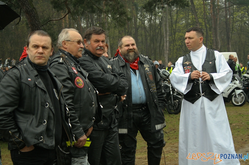 Rozpoczęcie sezonu motocyklowego 2012 - Poznań 21.04.2012 r. Foto: Ewelina Gutowska Rozpoczęcie sezonu motocyklowego 2012 - Poznań 21.04.2012 r. Foto: Ewelina Gutowska