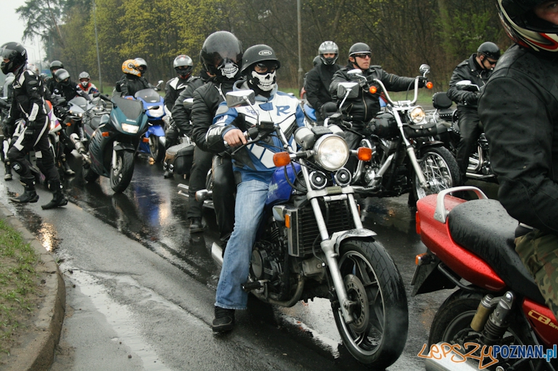 Rozpoczęcie sezonu motocyklowego 2012 - Poznań 21.04.2012 r. Foto: lepszyPOZNAN.pl / Ewelina Gutowska Rozpoczęcie sezonu motocyklowego 2012 - Poznań 21.04.2012 r. Foto: lepszyPOZNAN.pl / Ewelina Gutowska