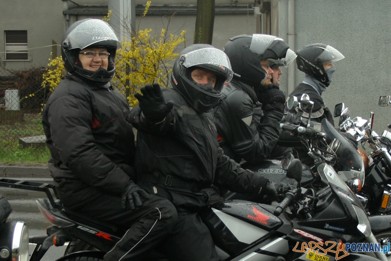 Rozpoczęcie sezonu motocyklowego 2012 - Poznań 21.04.2012 r. Foto: Ewelina Gutowska Rozpoczęcie sezonu motocyklowego 2012 - Poznań 21.04.2012 r. Foto: Ewelina Gutowska