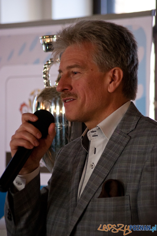 UEFA Trophy Tour w Poznaniu - 28.04.2012 r. Foto: LepszyPOZNAN.pl / Paweł Rychter UEFA Trophy Tour w Poznaniu - 28.04.2012 r. Foto: LepszyPOZNAN.pl / Paweł Rychter