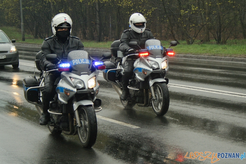 Rozpoczęcie sezonu motocyklowego 2012 - Poznań 21.04.2012 r. Foto: Ewelina Gutowska Rozpoczęcie sezonu motocyklowego 2012 - Poznań 21.04.2012 r. Foto: Ewelina Gutowska