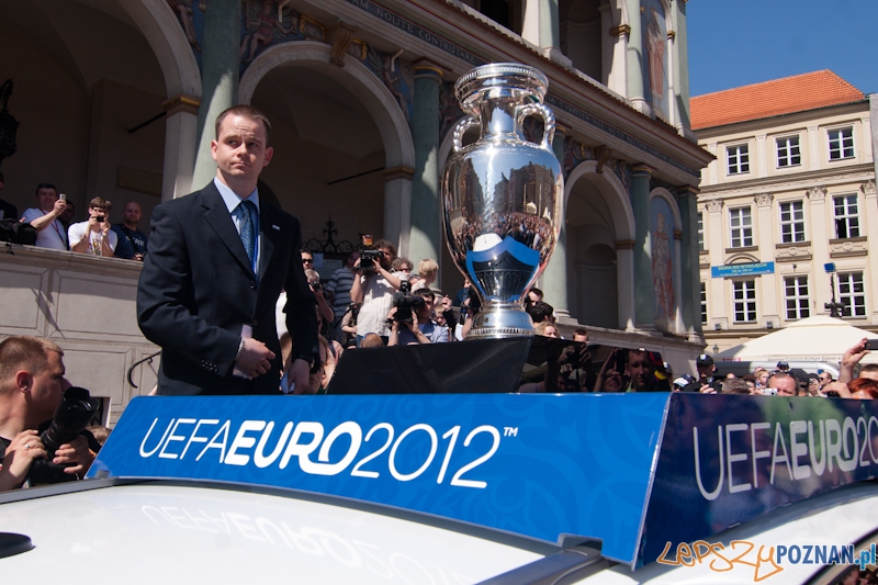 UEFA Trophy Tour w Poznaniu - 28.04.2012 r. Foto: LepszyPOZNAN.pl / Paweł Rychter UEFA Trophy Tour w Poznaniu - 28.04.2012 r. Foto: LepszyPOZNAN.pl / Paweł Rychter