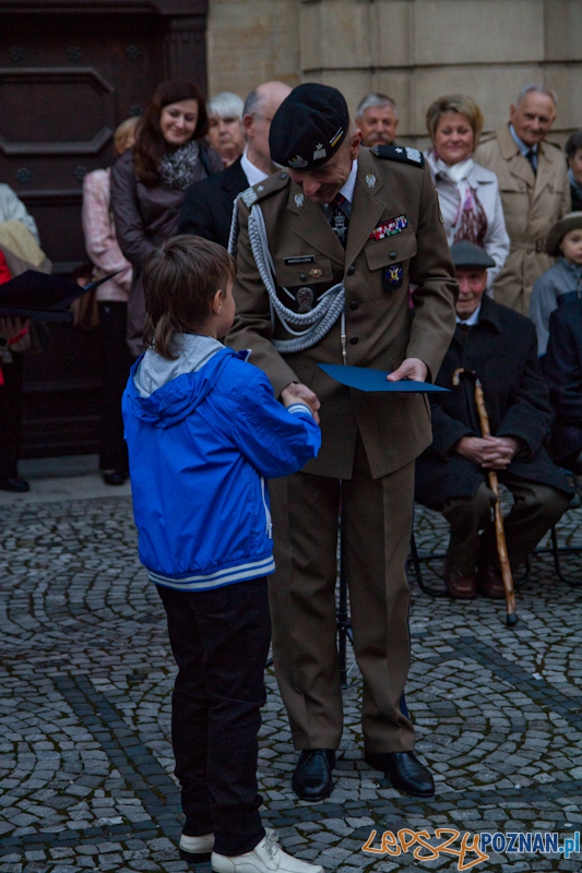 XXVII Dni Ułana - Capstrzyk - Poznań 21.04.2012 r. Foto: Anna Bernard XXVII Dni Ułana - Capstrzyk - Poznań 21.04.2012 r. Foto: Anna Bernard