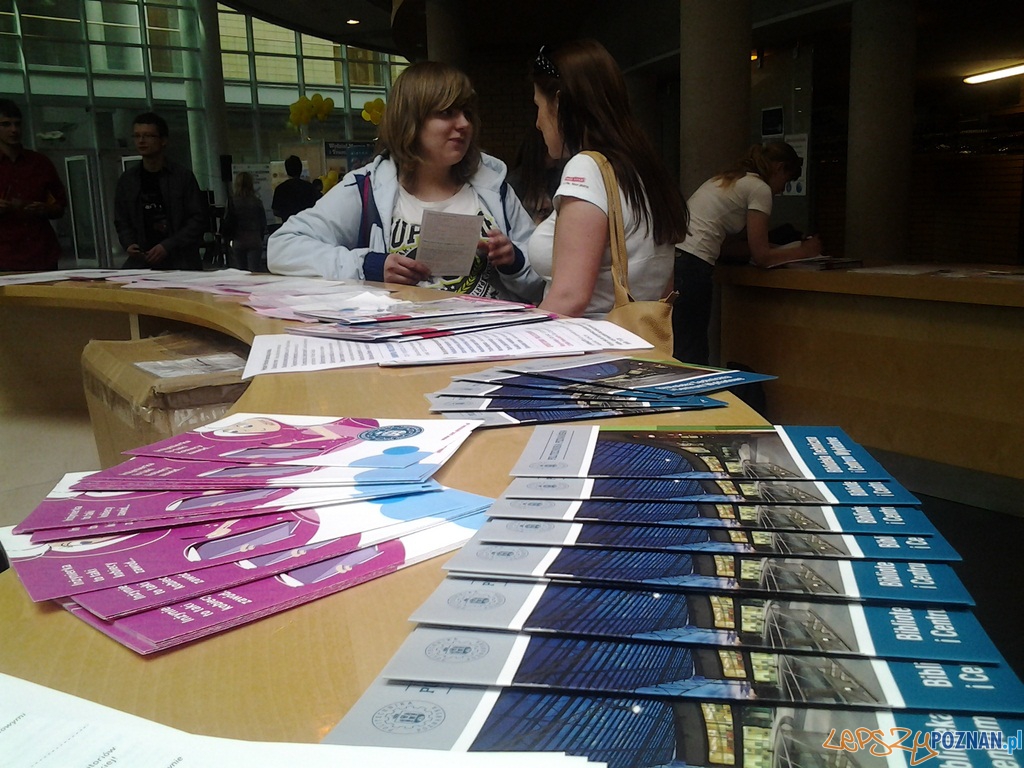 Dziewczyny na politechniki Foto: lepszyPOZNAN.pl / gsm Dziewczyny na politechniki Foto: lepszyPOZNAN.pl / gsm