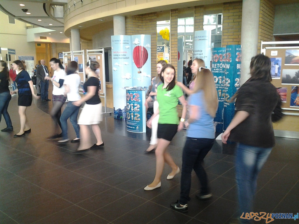 Dziewczyny na politechniki Foto: lepszyPOZNAN.pl / gsm Dziewczyny na politechniki Foto: lepszyPOZNAN.pl / gsm