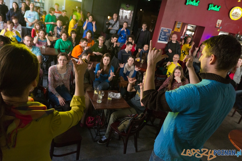 Akcja Migaj Mi - Stary Rynek 20.04.2012 r. Foto: lepszyPOZNAN.pl / Piotr Rychter Akcja Migaj Mi - Stary Rynek 20.04.2012 r. Foto: lepszyPOZNAN.pl / Piotr Rychter
