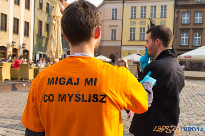 Akcja Migaj Mi - Stary Rynek 20.04.2012 r. Foto: lepszyPOZNAN.pl / Piotr Rychter Akcja Migaj Mi - Stary Rynek 20.04.2012 r. Foto: lepszyPOZNAN.pl / Piotr Rychter