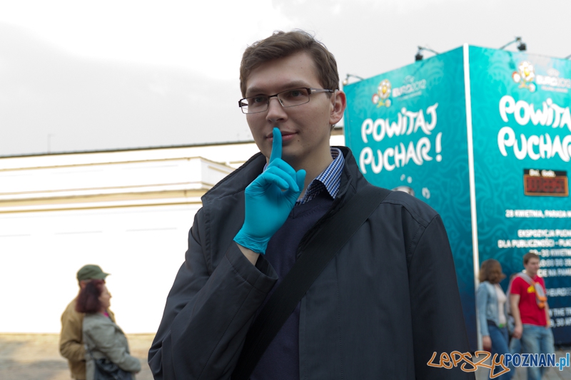 Akcja Migaj Mi - Stary Rynek 20.04.2012 r. Foto: lepszyPOZNAN.pl / Piotr Rychter Akcja Migaj Mi - Stary Rynek 20.04.2012 r. Foto: lepszyPOZNAN.pl / Piotr Rychter