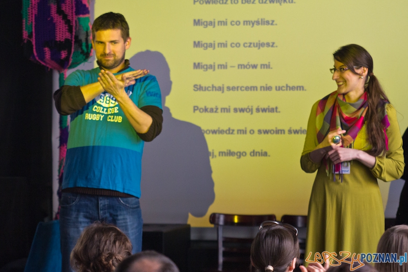 Akcja Migaj Mi - Stary Rynek 20.04.2012 r. Foto: lepszyPOZNAN.pl / Piotr Rychter Akcja Migaj Mi - Stary Rynek 20.04.2012 r. Foto: lepszyPOZNAN.pl / Piotr Rychter