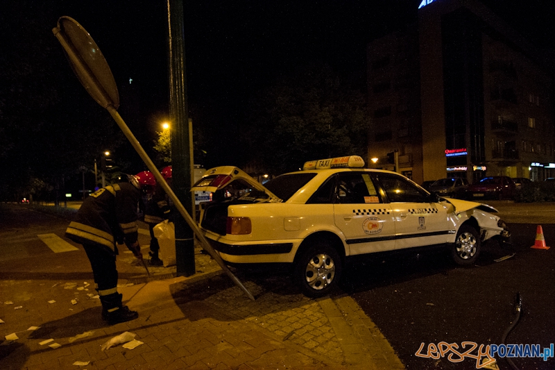 Wypadek na krzyżówce Przybyszeskiego i Bukowskiej - Poznań 19.05.2012 r.  Foto: LepszyPOZNAN.pl / Paweł Rychter